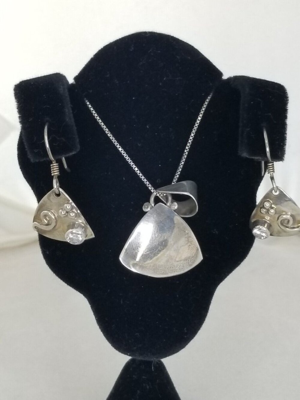 Necklace Earrings Set Round Lab Diamonds 16" Silver Chain weight 10 Gr Jewelry - Picture 15 of 16